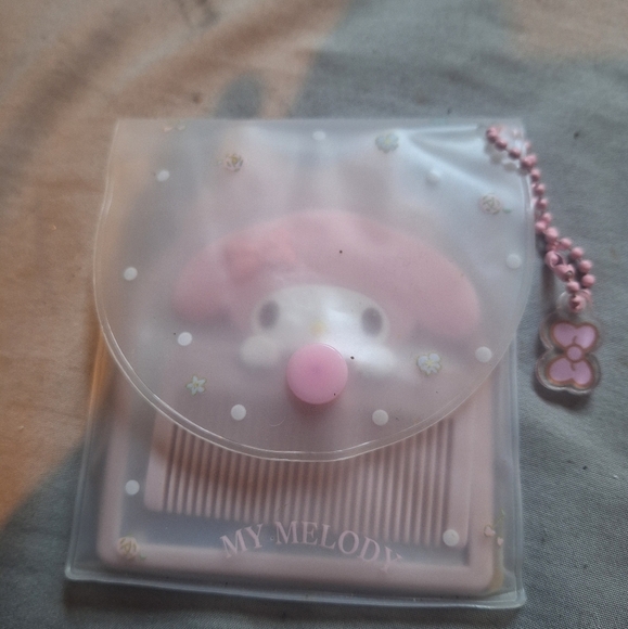 My Melody Pink Comb And Mirror with Case - Picture 4 of 5
